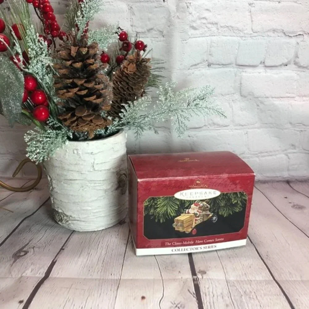 Hallmark keepsake vintage 1997 ornament THE CLAUSE-MOBILE HERE COME SANTA